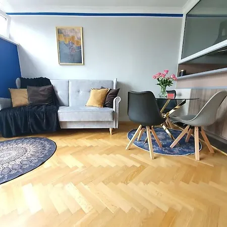 Chlodna Cozy アパート *